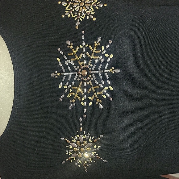 Karen Scott Snowflake Top - Picture 2 of 5